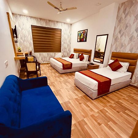 Amora Rooms Dwarka New Delhi Buitenkant foto
