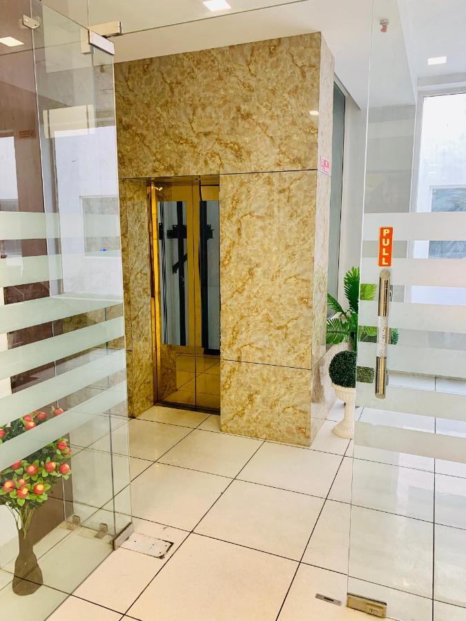 Amora Rooms Dwarka New Delhi Buitenkant foto