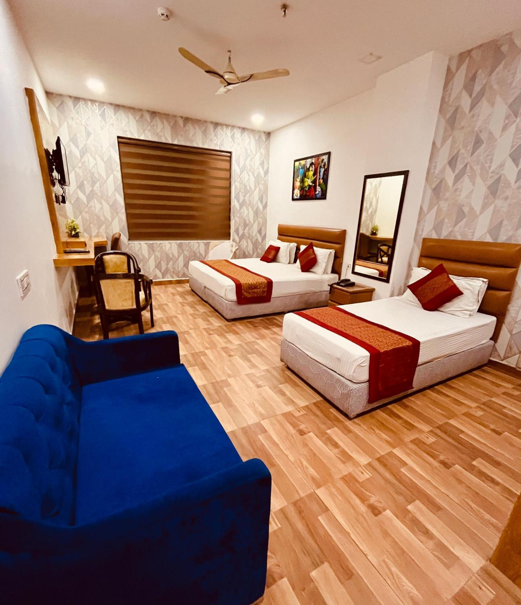 Amora Rooms Dwarka New Delhi Buitenkant foto