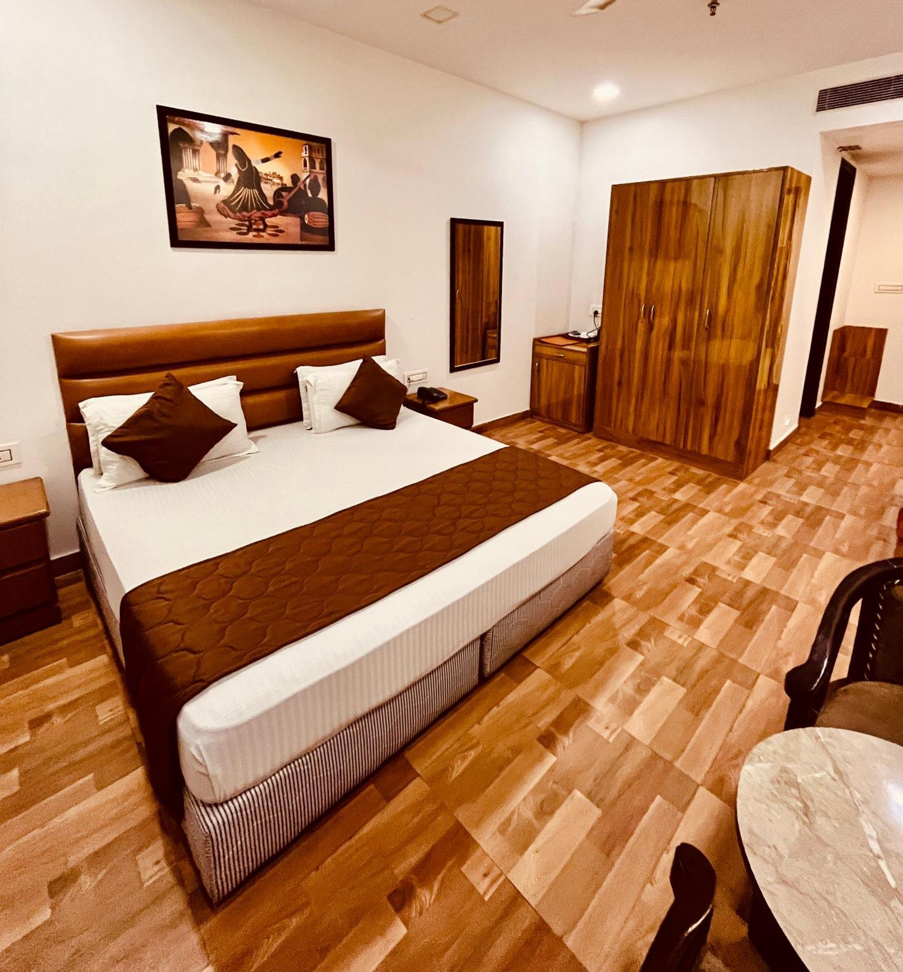 Amora Rooms Dwarka New Delhi Buitenkant foto