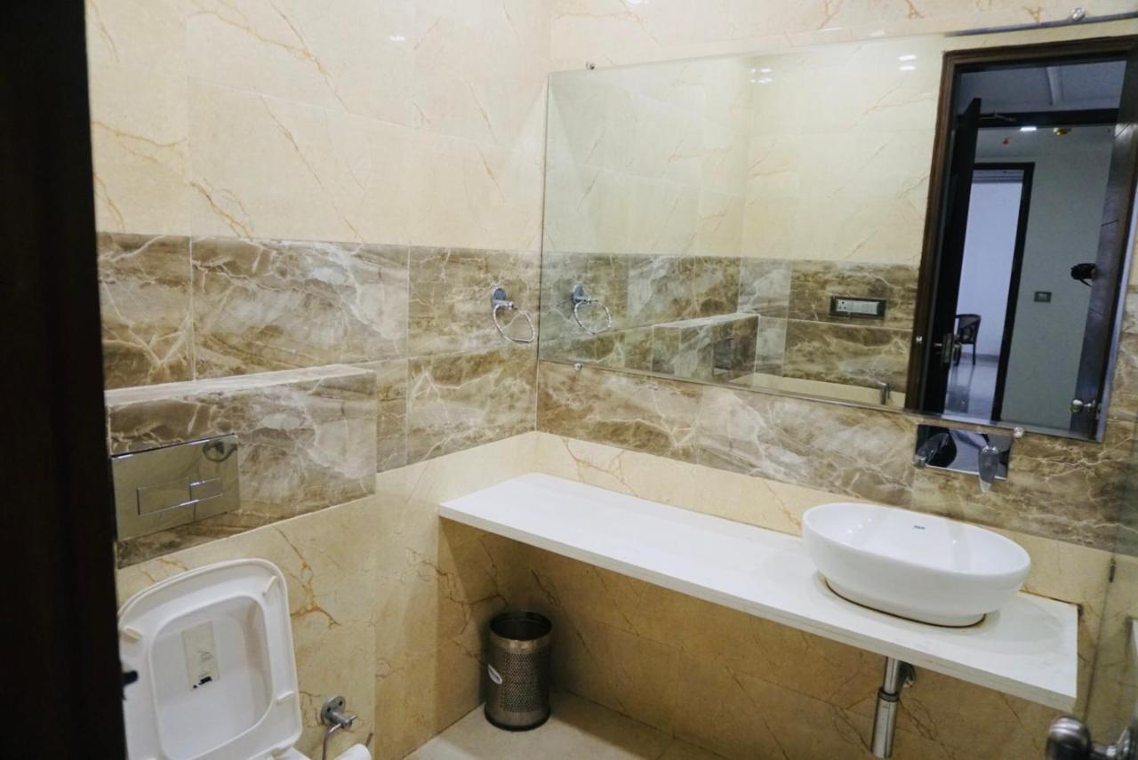 Amora Rooms Dwarka New Delhi Buitenkant foto