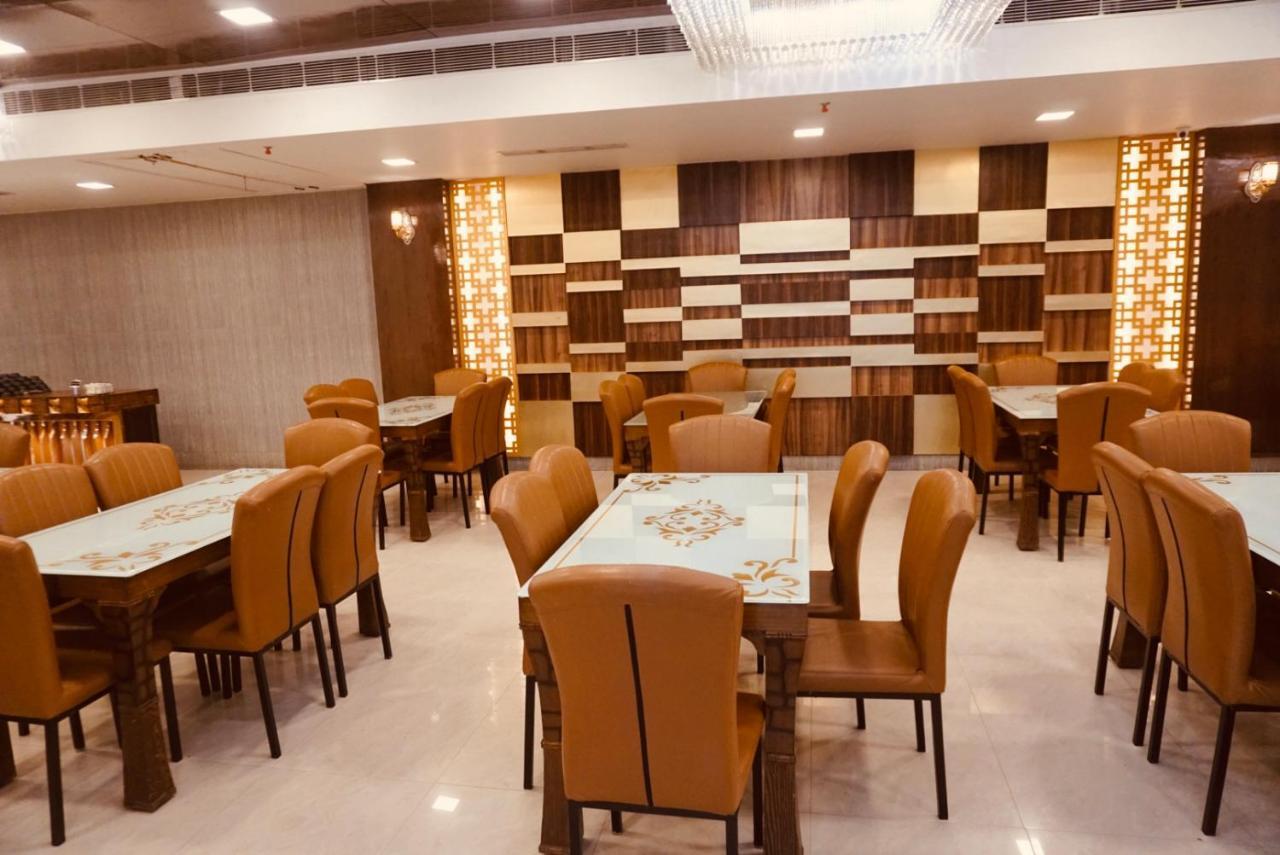 Amora Rooms Dwarka New Delhi Buitenkant foto